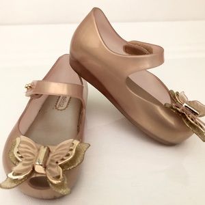 Mini Melissas toddlers soft gold